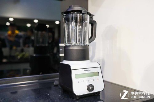 呵护全方位 松下生活家电闪耀AWE展台，引领智慧家居新风尚